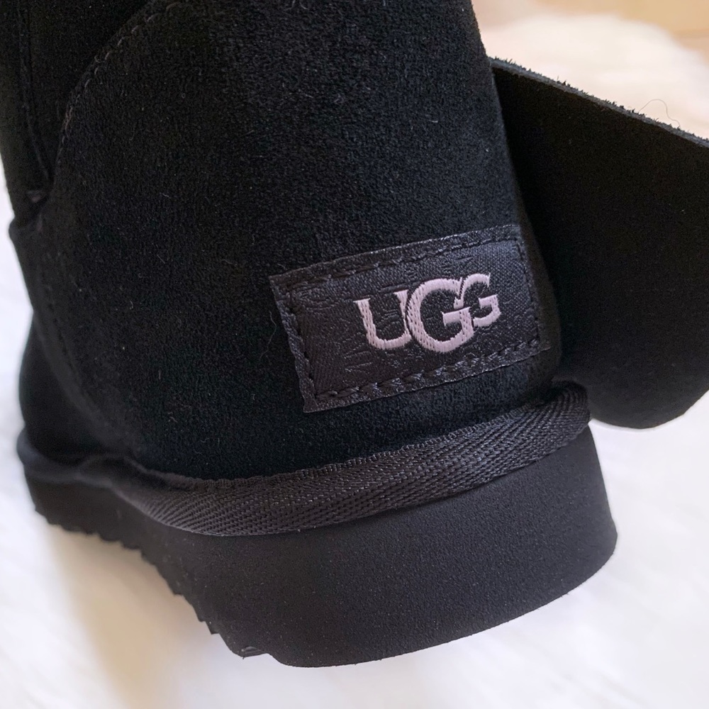 UGG Classic Mini Twist Bootie In Black - Picture 7 of 9